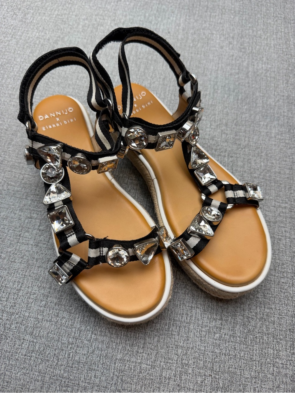 Dannijo x Gianni Bini Crystal Flatform Sandals